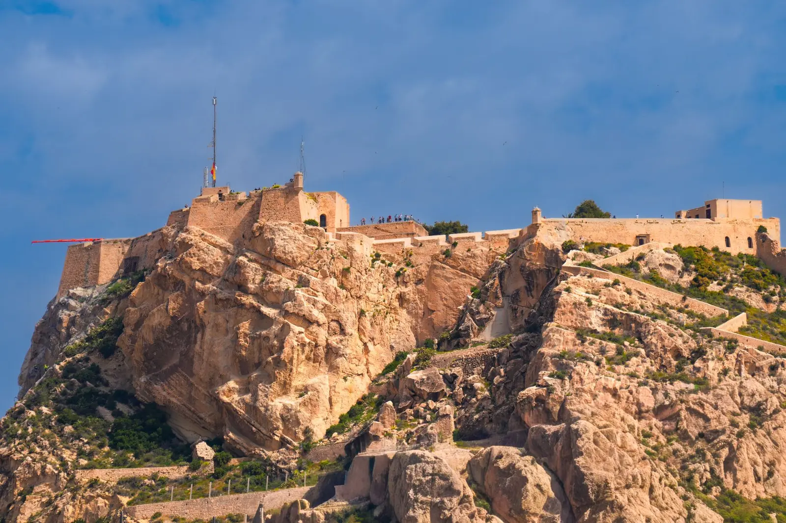 Alicante: het kasteel Santa Barbara en de kust