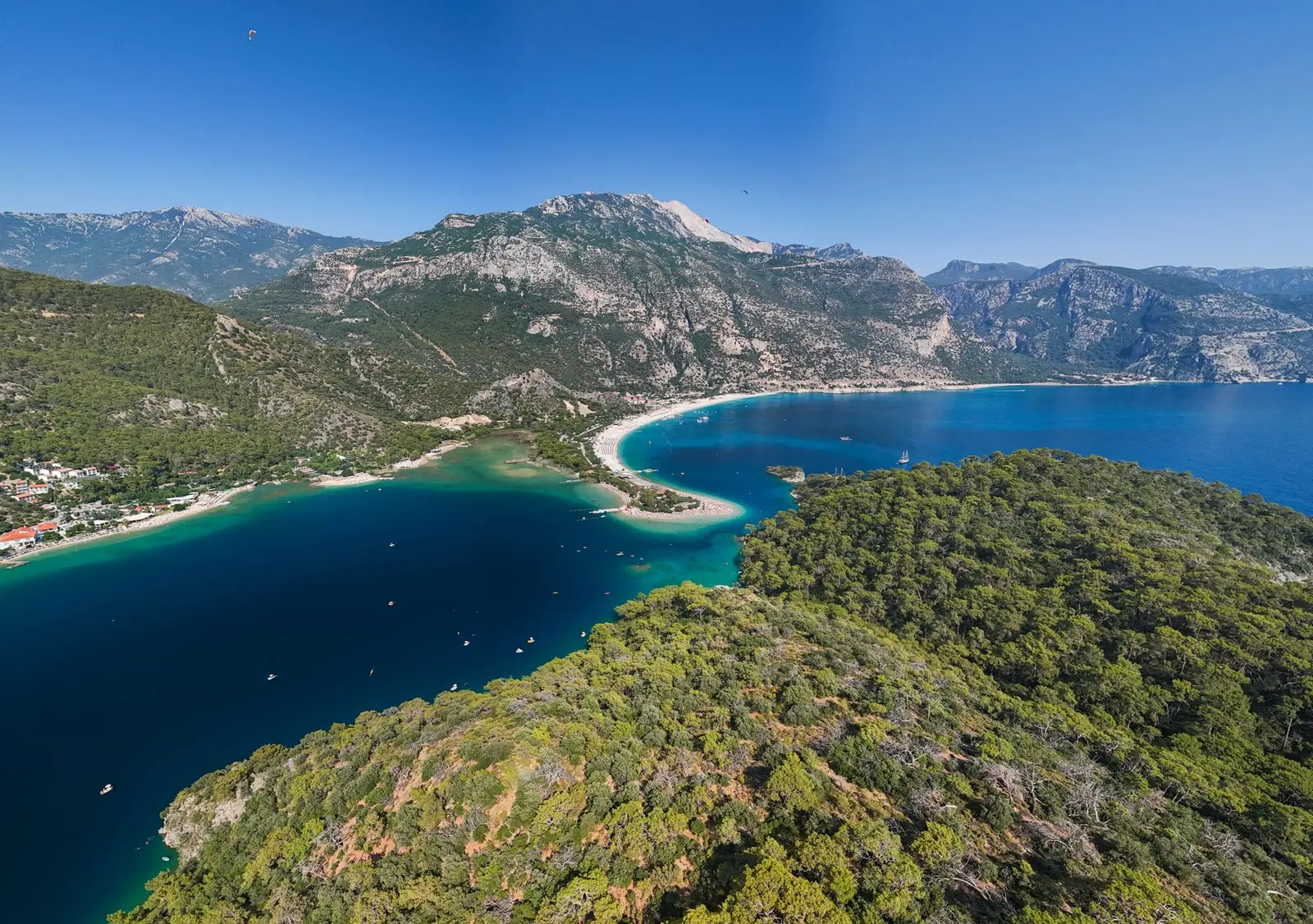 De Blauwe Lagune van Oludeniz vanuit de lucht